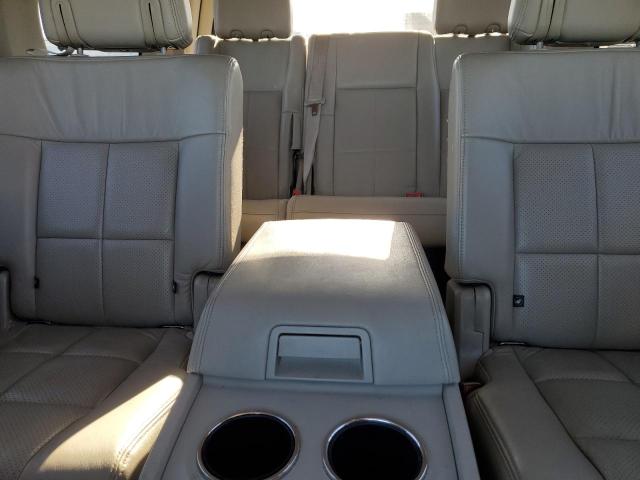 5LMFU28548LJ19246 - 2008 LINCOLN NAVIGATOR თეთრი ფოტო 10