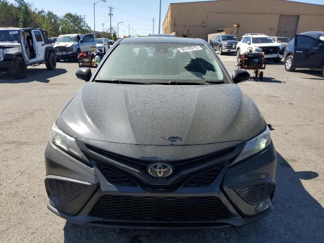 4T1T11AK3PU803626 - 2023 TOYOTA CAMRY SE NIGHT SHADE BLACK photo 5