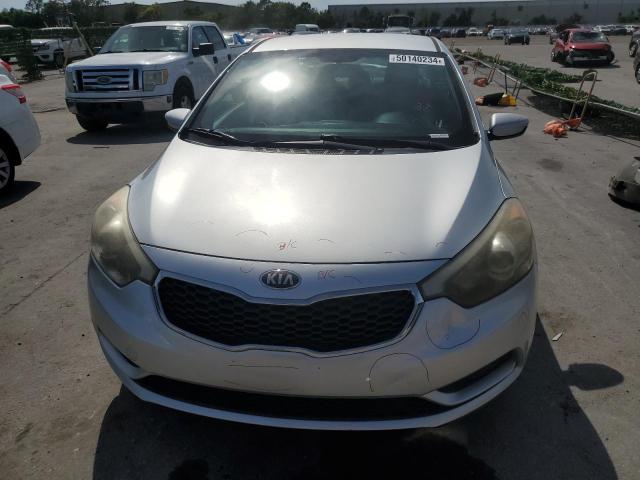 KNAFK4A69E5183372 - 2014 KIA FORTE LX SILVER photo 5