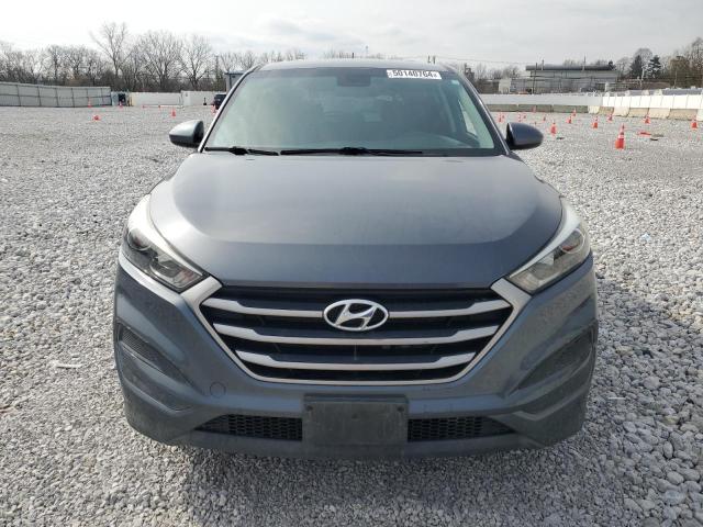 KM8J23A44HU329057 - 2017 HYUNDAI TUCSON SE GRAY photo 5