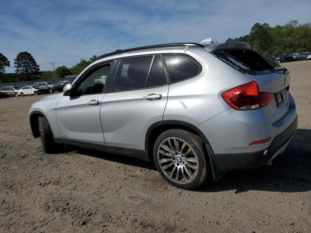 WBAVM1C5XFVW58022 - 2015 BMW X1 SDRIVE28I SILVER photo 2