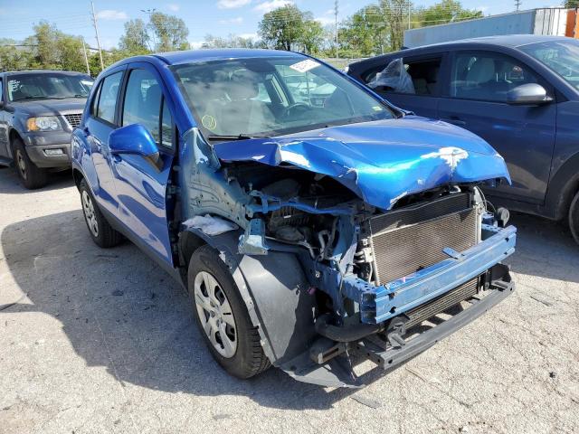 KL7CJKSB8GB714667 - 2016 CHEVROLET TRAX LS BLUE photo 4