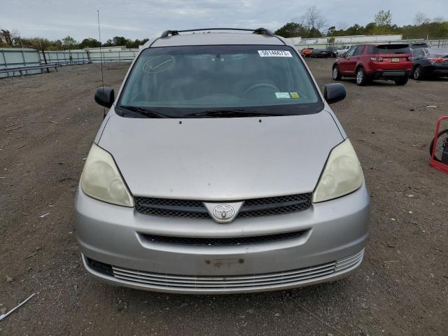 5TDZA23C75S232136 - 2005 TOYOTA SIENNA CE SILVER photo 5