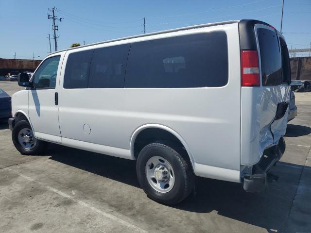 1GAWGPFA4D1189176 - 2013 CHEVROLET EXPRESS G2 LS WHITE photo 2