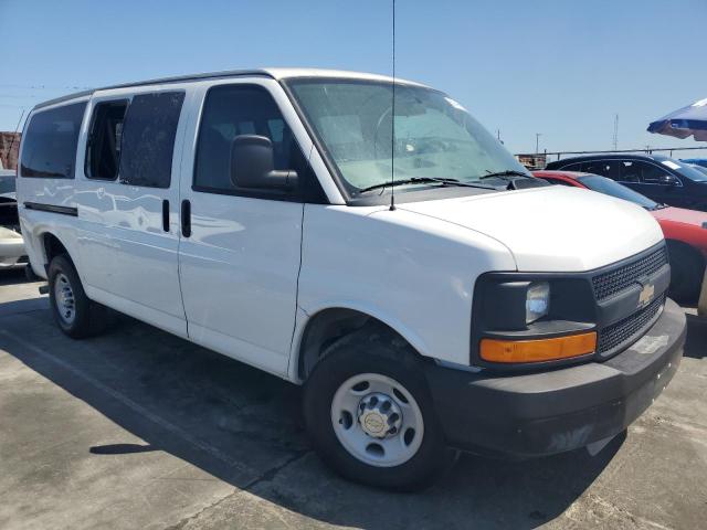 1GAWGPFA4D1189176 - 2013 CHEVROLET EXPRESS G2 LS WHITE photo 4