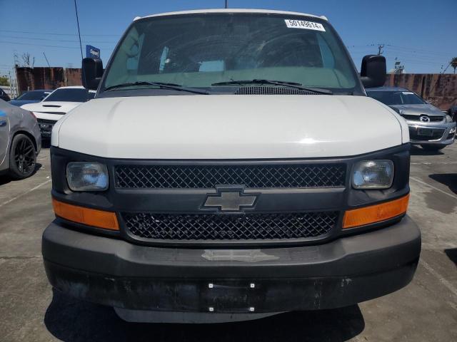 1GAWGPFA4D1189176 - 2013 CHEVROLET EXPRESS G2 LS WHITE photo 5