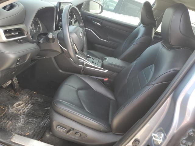 5TDGZRBH5NS171133 - 2022 TOYOTA HIGHLANDER XLE BLUE photo 7