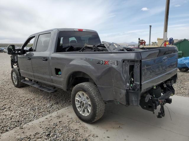 1FT7W2BT6NEE45269 - 2022 FORD F250 SUPER DUTY GRAY photo 2