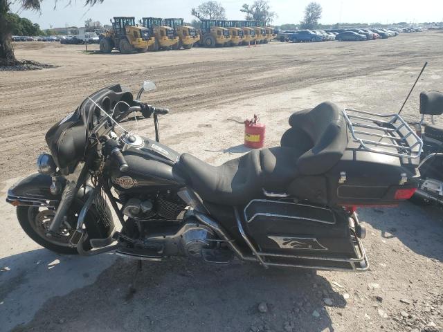 1HD1FCW116Y653966 - 2006 HARLEY-DAVIDSON FLHTCUI 黑色 照片 3