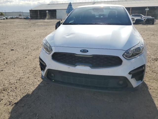 3KPF34AD5ME423504 - 2021 KIA FORTE GT LINE WHITE photo 5