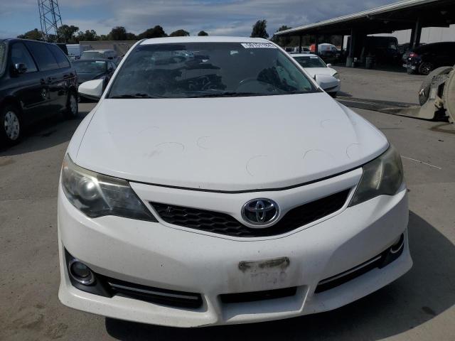 4T1BF1FK4DU654886 - 2013 TOYOTA CAMRY L WHITE photo 5