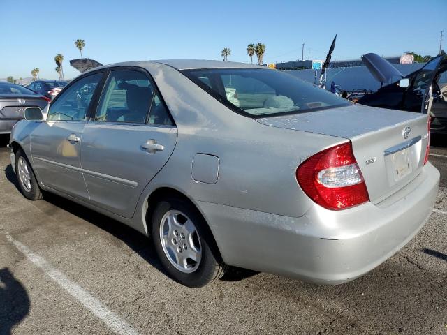 4T1BE32K93U689474 - 2003 TOYOTA CAMRY LE SILVER photo 2