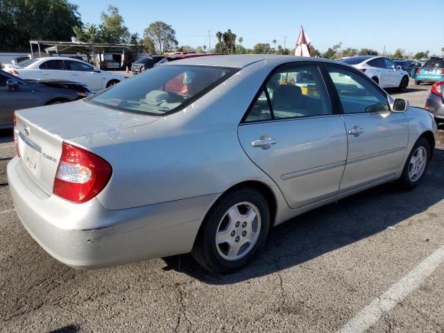 4T1BE32K93U689474 - 2003 TOYOTA CAMRY LE SILVER photo 3