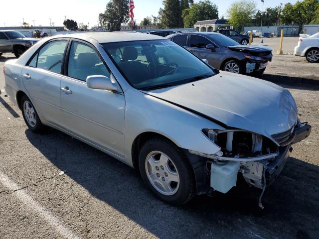 4T1BE32K93U689474 - 2003 TOYOTA CAMRY LE SILVER photo 4