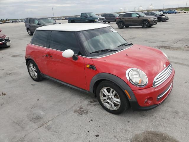 WMWSU3C51BTX96312 - 2011 MINI COOPER RED photo 4