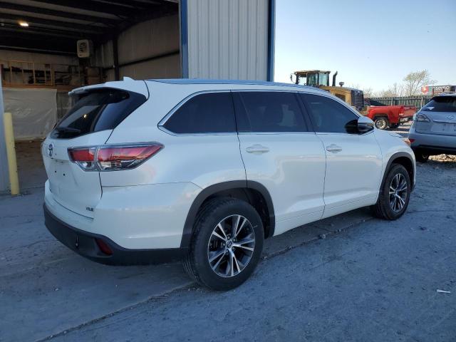 5TDKKRFH7GS176801 - 2016 TOYOTA HIGHLANDER XLE WHITE photo 3