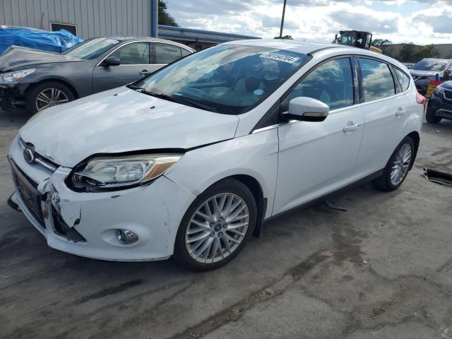 1FAHP3M27CL254714 - 2012 FORD FOCUS SEL WHITE photo 1