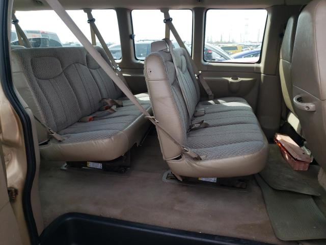 1GAHG39U261187470 - 2006 CHEVROLET EXPRESS G3 TAN photo 11