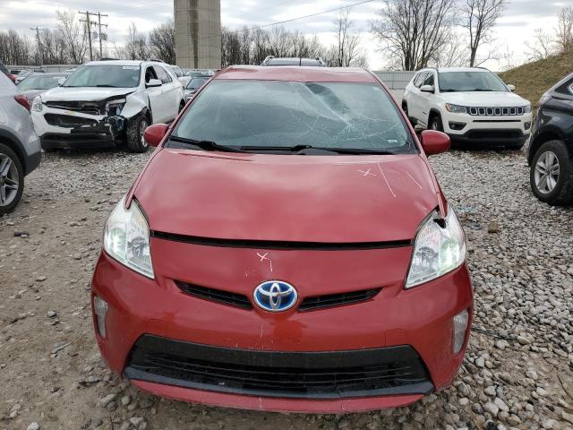 JTDKN3DU8F1912337 - 2015 TOYOTA PRIUS 红色 照片 5