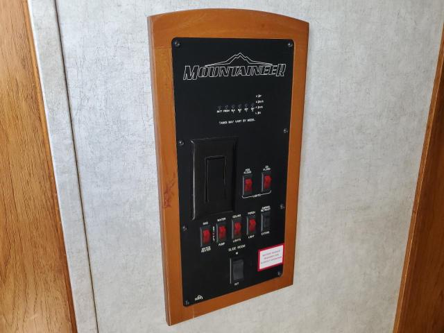 4YDF29524D4730718 - 2013 KEYSTONE TRAILER WHITE photo 8