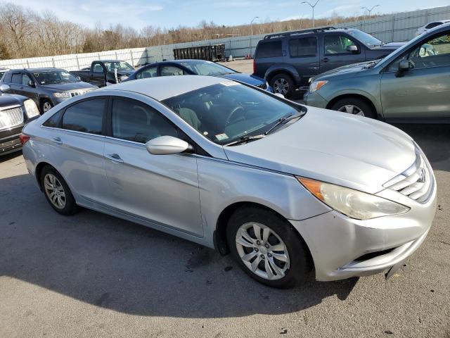 5NPEB4AC9BH233400 - 2011 HYUNDAI SONATA GLS SILVER photo 4