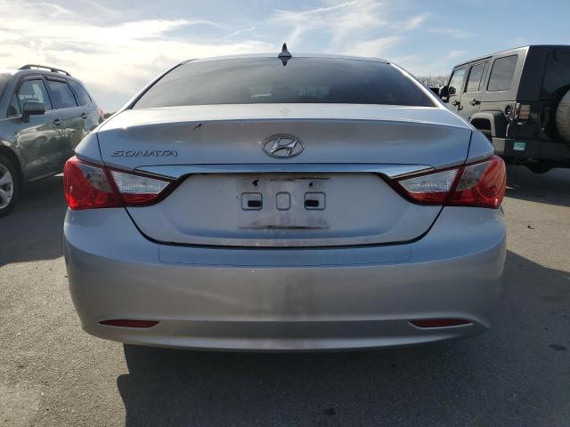 5NPEB4AC9BH233400 - 2011 HYUNDAI SONATA GLS SILVER photo 6