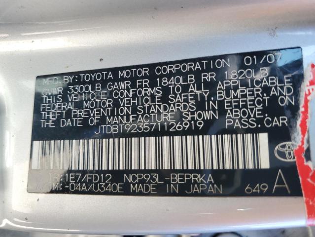 JTDBT923571126919 - 2007 TOYOTA YARIS GRAY photo 12