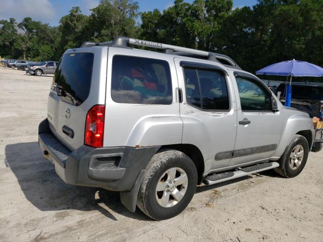 5N1AN0NWXDN818035 - 2013 NISSAN XTERRA X SILVER photo 3