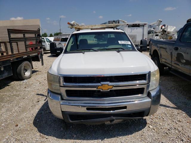 1GBJK79K19E108448 - 2009 CHEVROLET SILVERADO K3500 WHITE photo 5