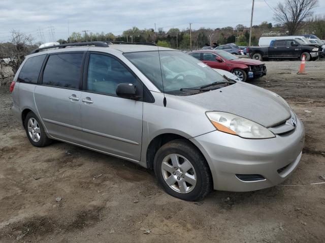 5TDKK4CC3AS311579 - 2010 TOYOTA SIENNA CE SILVER photo 4