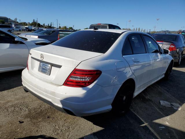 WDDGF4HB3DA791558 - 2013 MERCEDES-BENZ C 250 WHITE photo 3