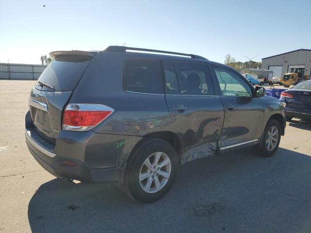 5TDBK3EH0DS197760 - 2013 TOYOTA HIGHLANDER BASE Серый фото 3