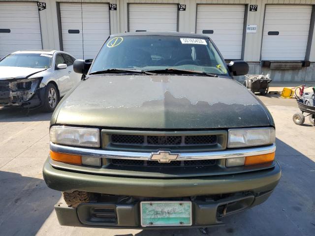 1GNCS18W6YK236763 - 2000 CHEVROLET BLAZER GREEN photo 5