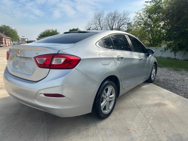 1G1BE5SM6J7115002 - 2018 CHEVROLET CRUZE LT GRAY photo 4