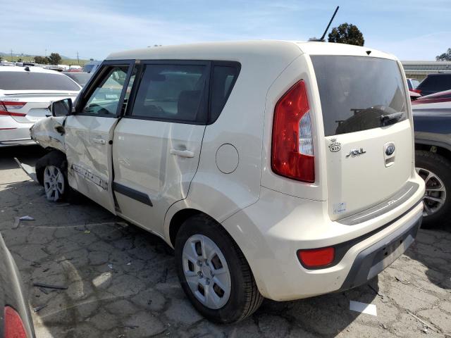 KNDJT2A52D7483506 - 2013 KIA SOUL BEIGE photo 2