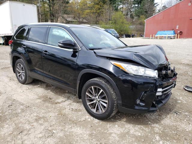 5TDJZRFH2KS591721 - 2019 TOYOTA HIGHLANDER SE BLACK photo 4