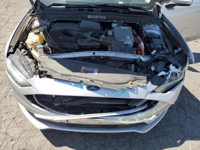 3FA6P0LU1JR221683 - 2018 FORD FUSION SE HYBRID SILVER photo 11