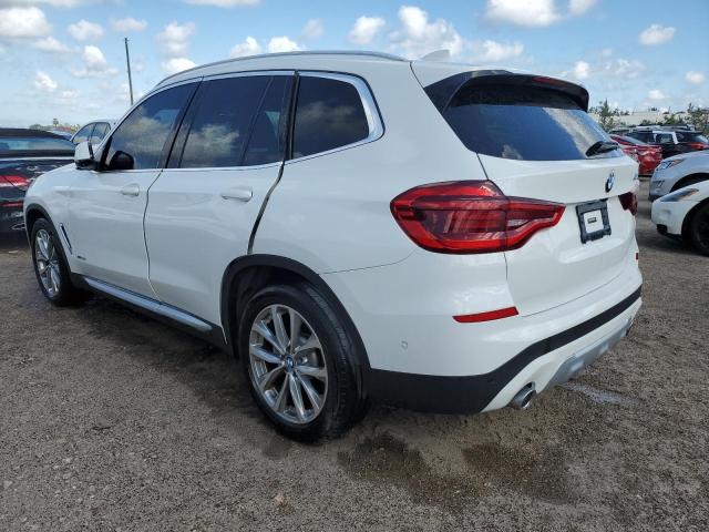 5UXTR9C57JLD66750 - 2018 BMW X3 XDRIVE30I WHITE photo 2