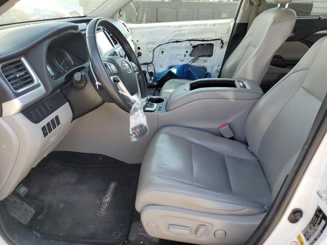 5TDKKRFH0GS174825 - 2016 TOYOTA HIGHLANDER XLE WHITE photo 7