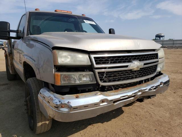 1GBJC34D36E194730 - 2006 CHEVROLET SILVERADO C3500 BEIGE photo 9