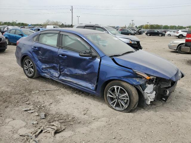 3KPF24ADXNE476445 - 2022 KIA FORTE FE BLUE photo 4