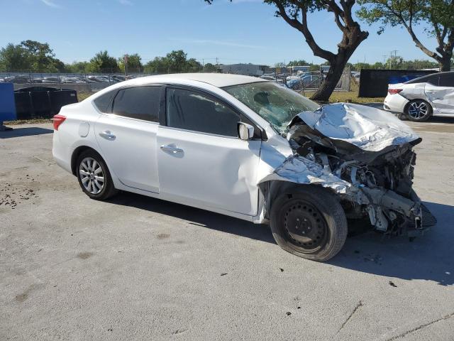 3N1AB7AP1JY307089 - 2018 NISSAN SENTRA S 白色 照片 4