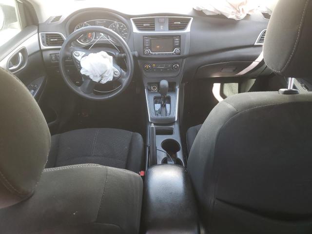 3N1AB7AP1JY307089 - 2018 NISSAN SENTRA S 白色 照片 8