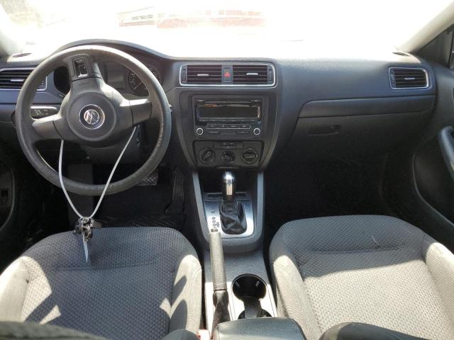 3VW2K7AJ5DM282333 - 2013 VOLKSWAGEN JETTA BASE فضي صورة 8