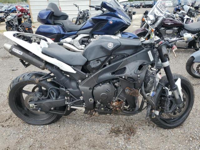 2012 YAMAHA YZFR1, 