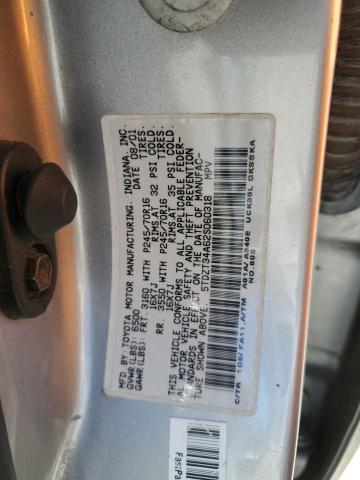 5TDZT34A62S060318 - 2002 TOYOTA SEQUOIA SR5 SILVER photo 13