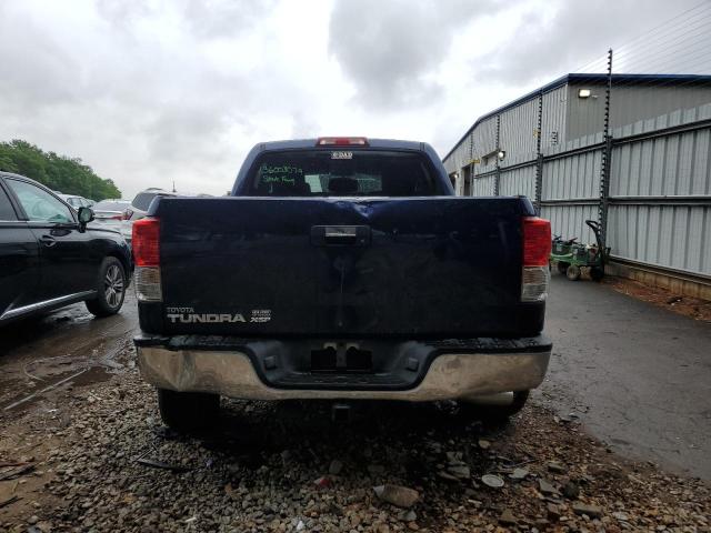 5TFEY5F1XBX114187 - 2011 TOYOTA TUNDRA CREWMAX SR5 BLUE photo 6