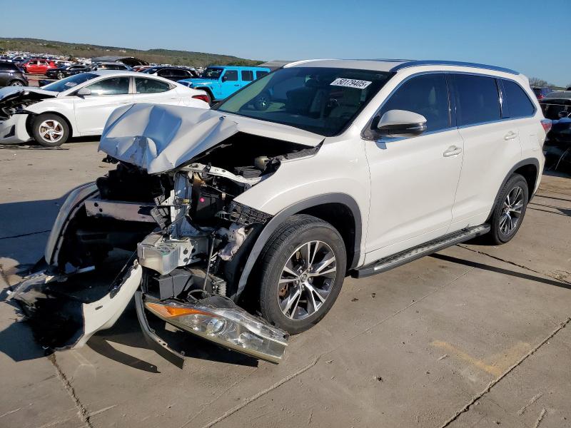 5TDKKRFH9GS504137 - 2016 TOYOTA HIGHLANDER XLE 白色 照片 1