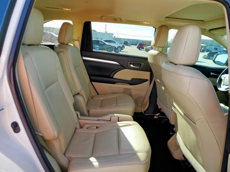 5TDKKRFH9GS504137 - 2016 TOYOTA HIGHLANDER XLE 白色 照片 11