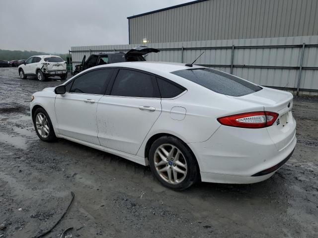 3FA6P0H72DR105125 - 2013 FORD FUSION SE WHITE photo 2